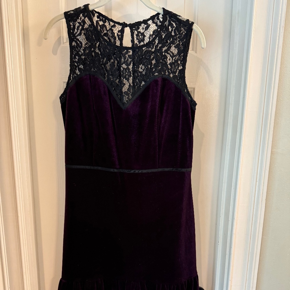 Nanette Lepore Purple Velvet Black lace party dress, size 8
